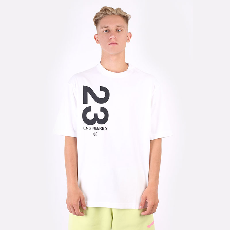 Мужская футболка Jordan 23 Engineered Short-Sleeve Crew (CZ4908-100)  - цена, описание, фото 3